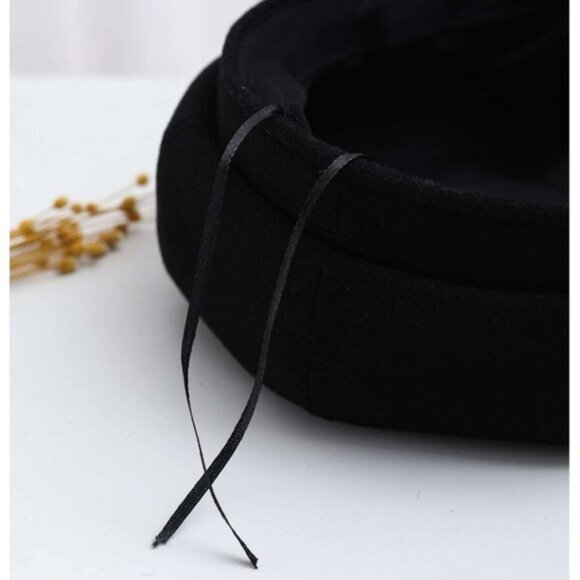 Minimalist Newsboy Baker Boy Cap Black - Picture 2 of 6